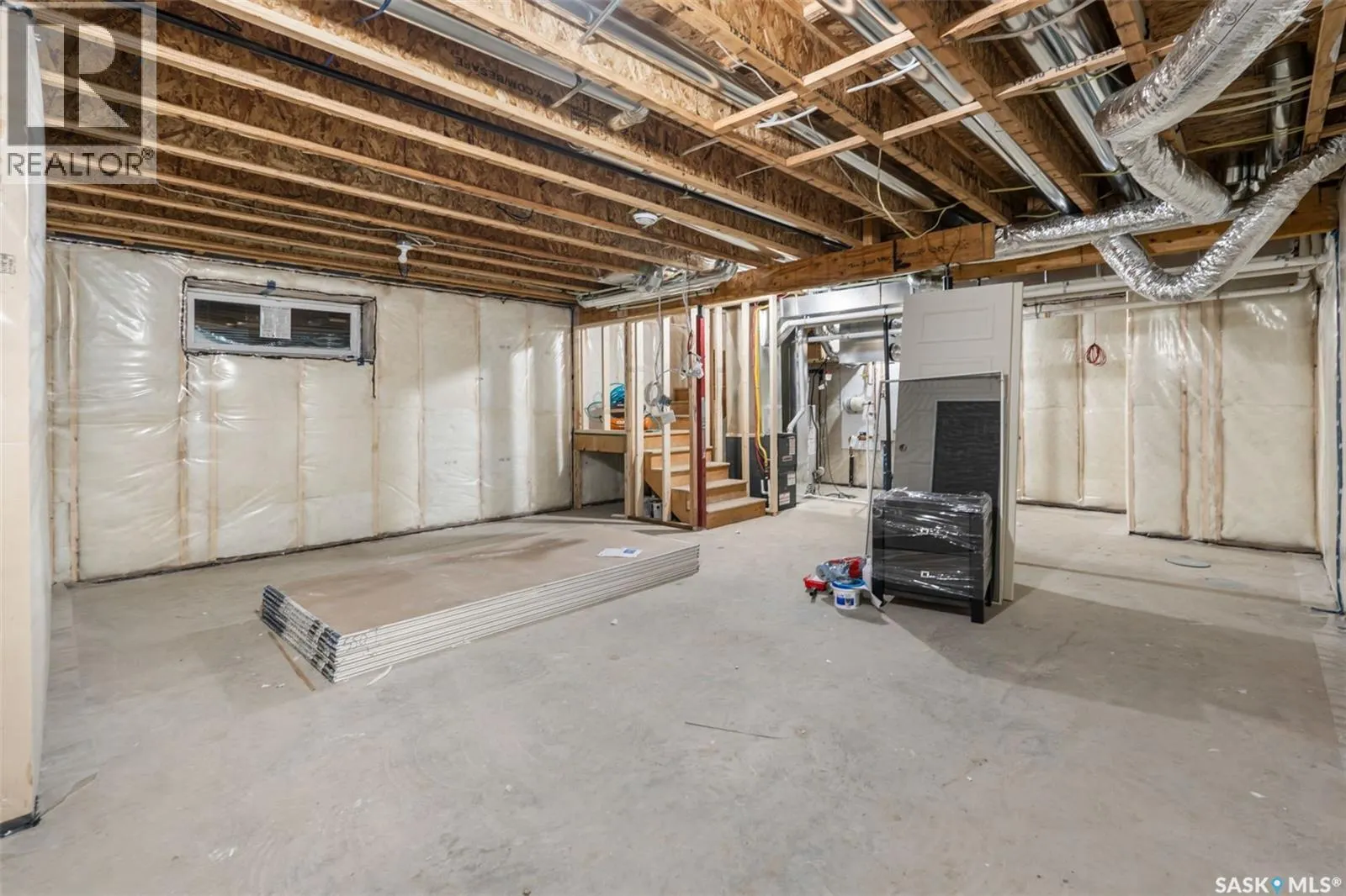 943 Traeger MANOR