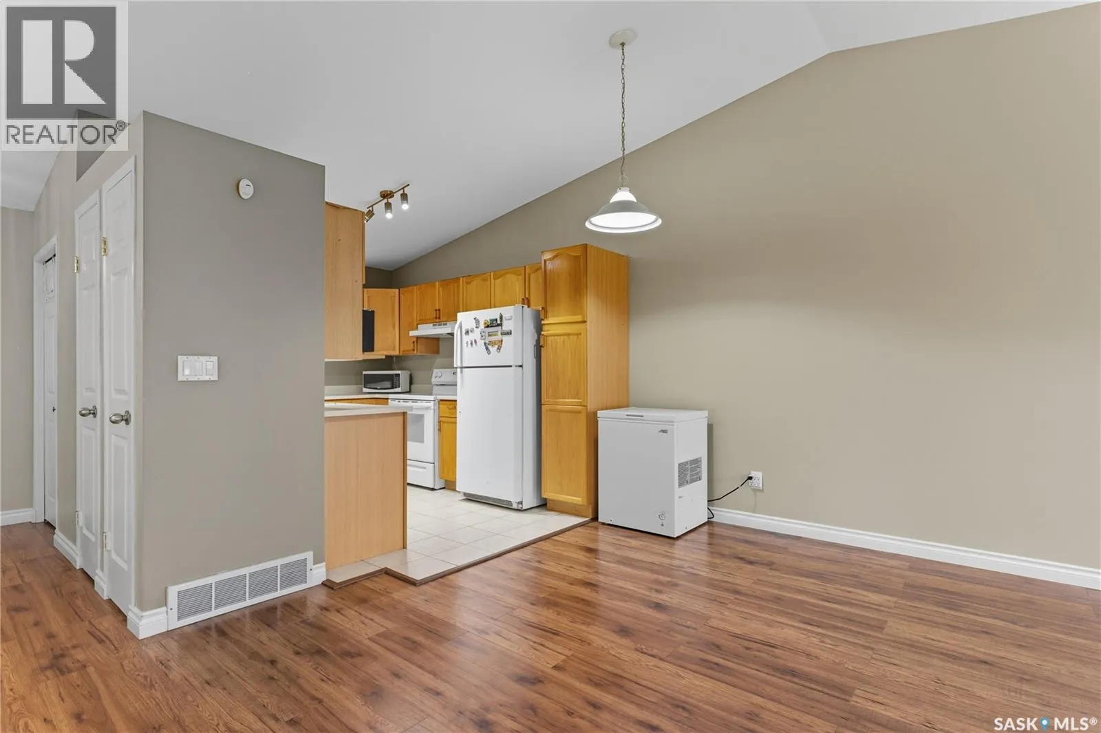 173 Wedge ROAD