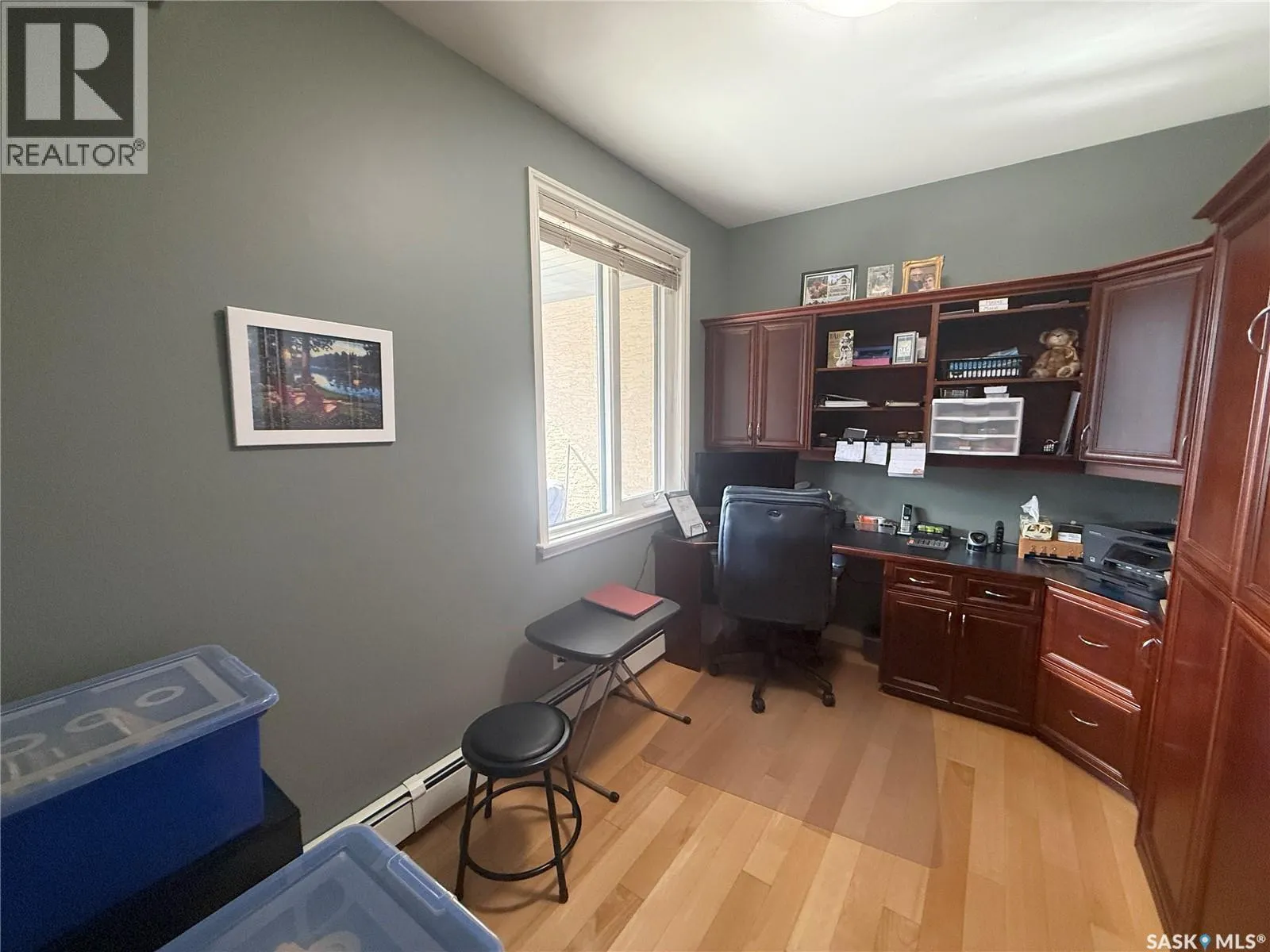 307 615 Saskatchewan CRESCENT W