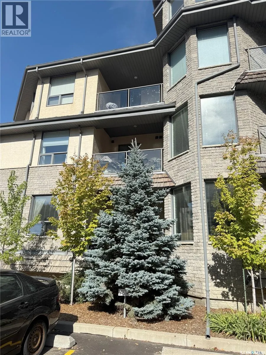 307 615 Saskatchewan CRESCENT W