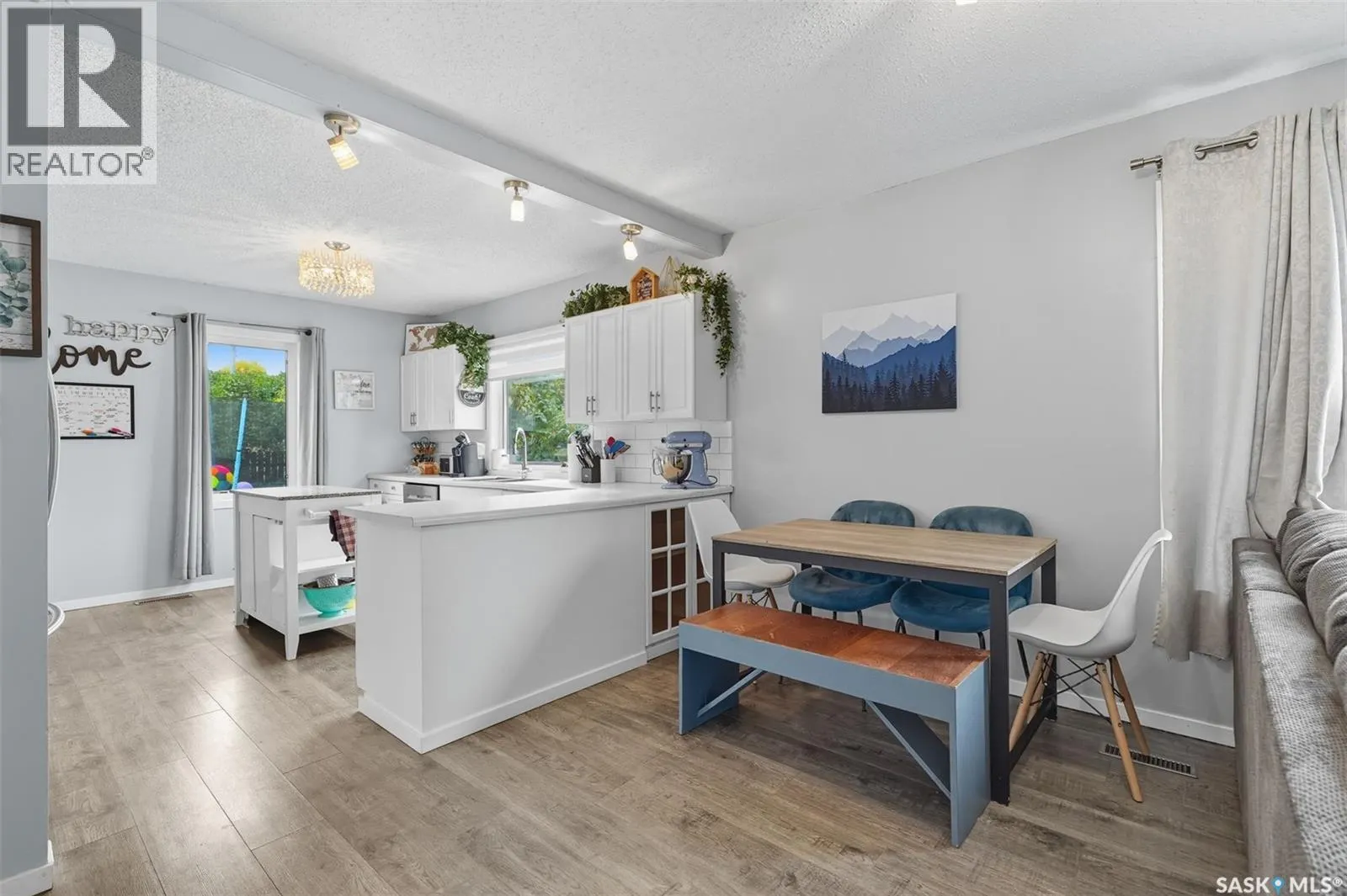 300 3rd STREET W
