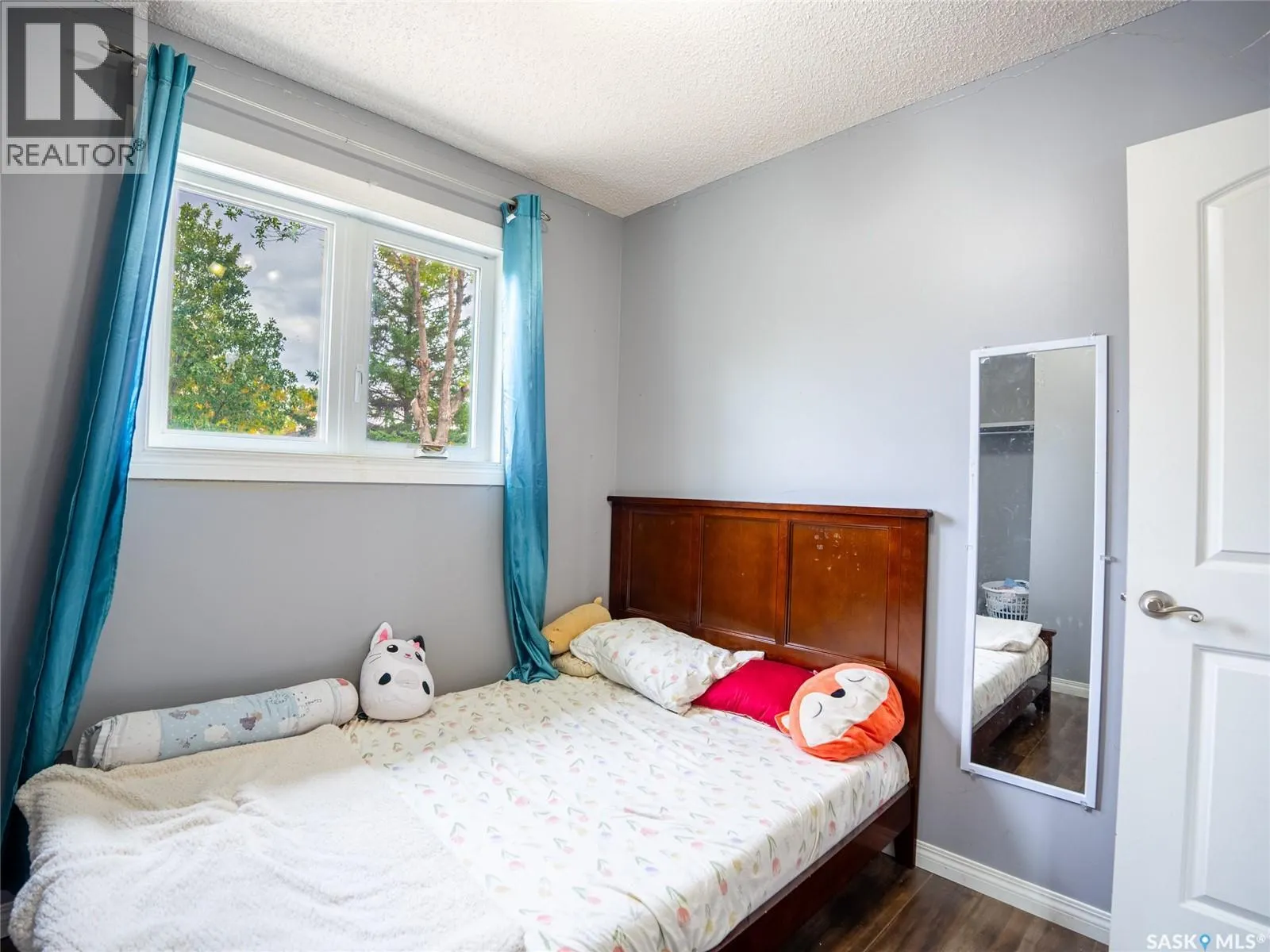 1003 Bayda CRESCENT
