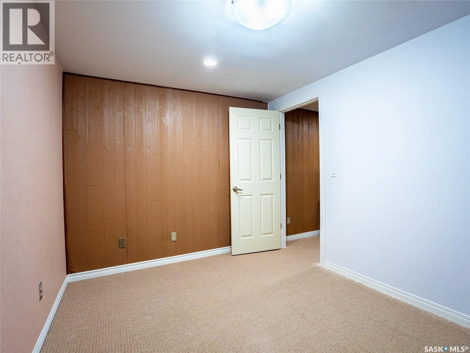 1003 Bayda CRESCENT