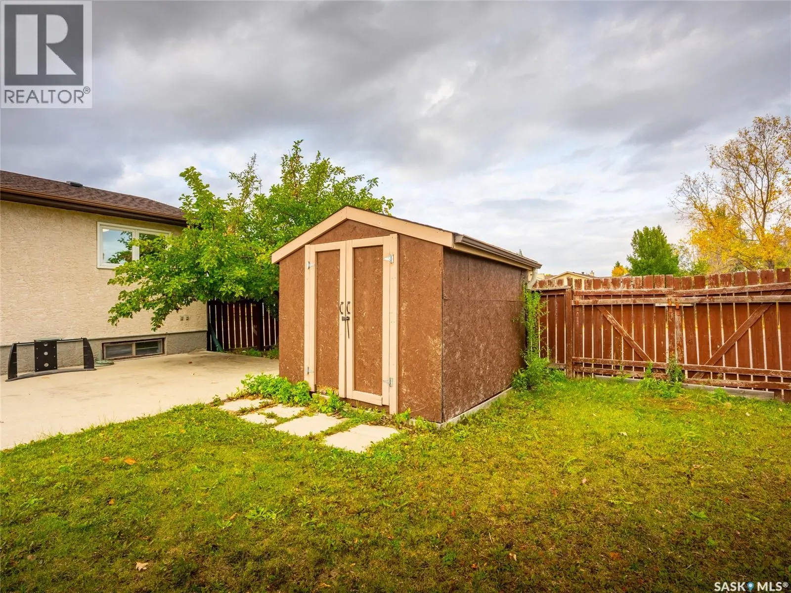 1003 Bayda CRESCENT