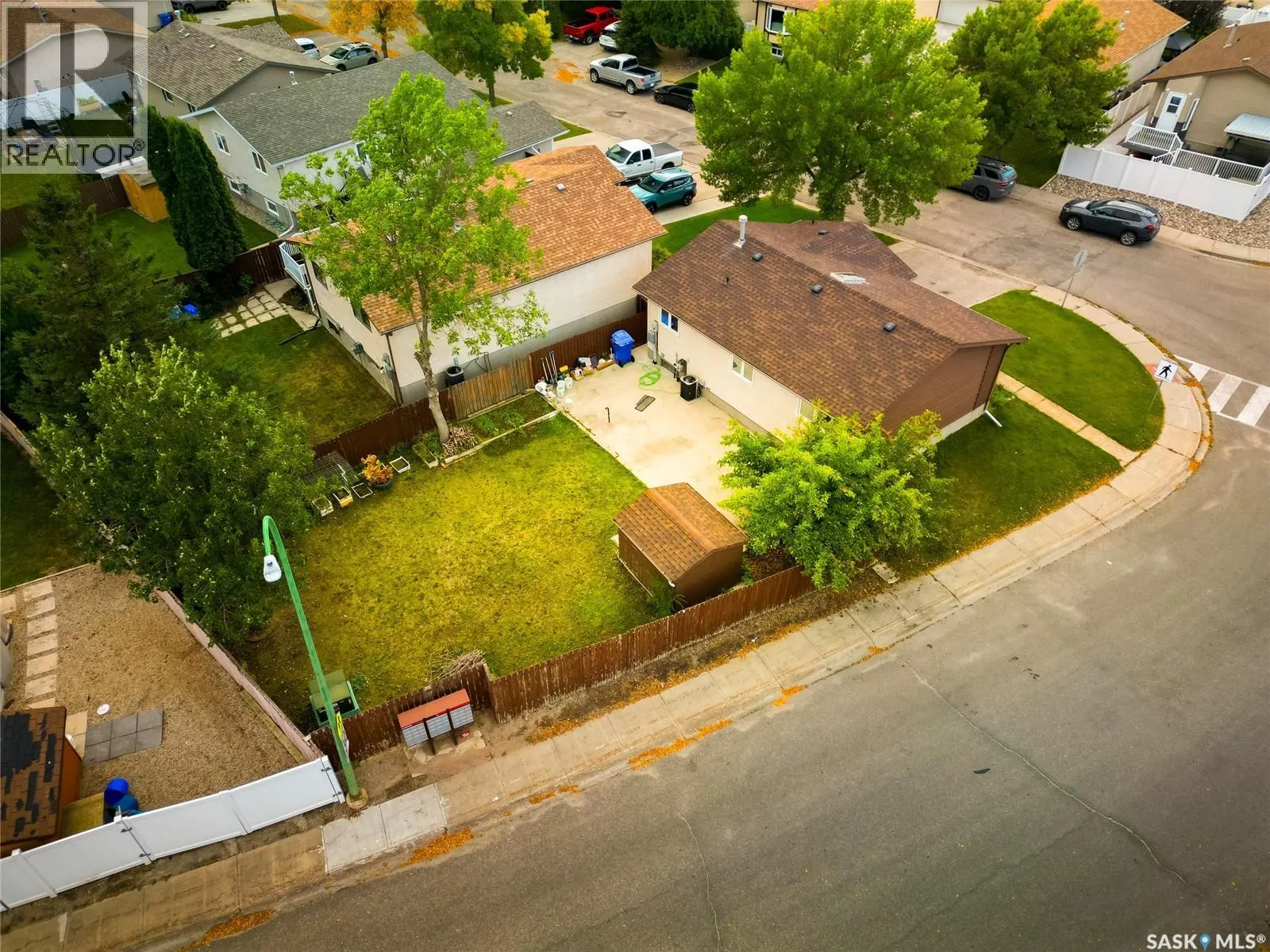 1003 Bayda CRESCENT