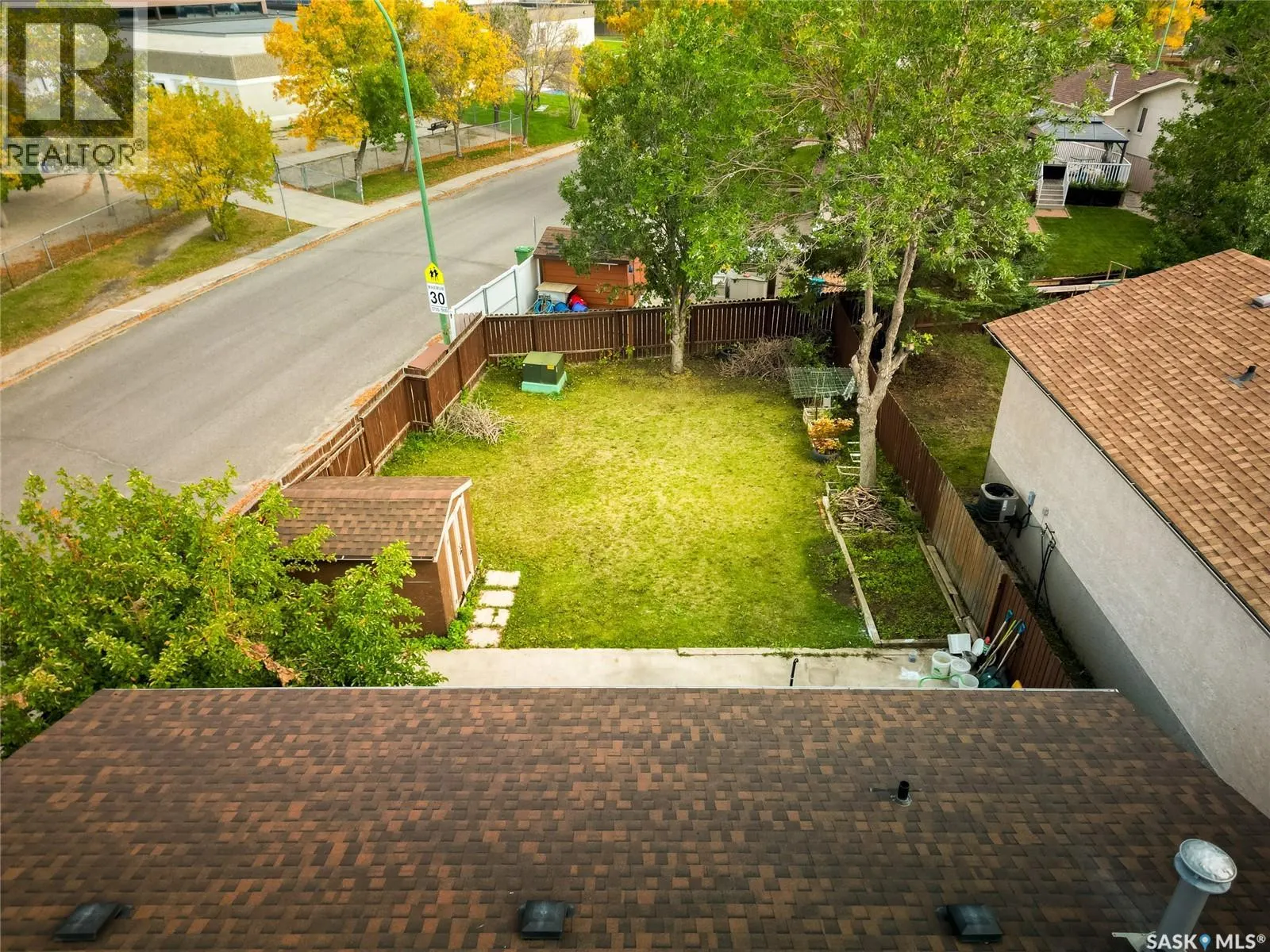 1003 Bayda CRESCENT