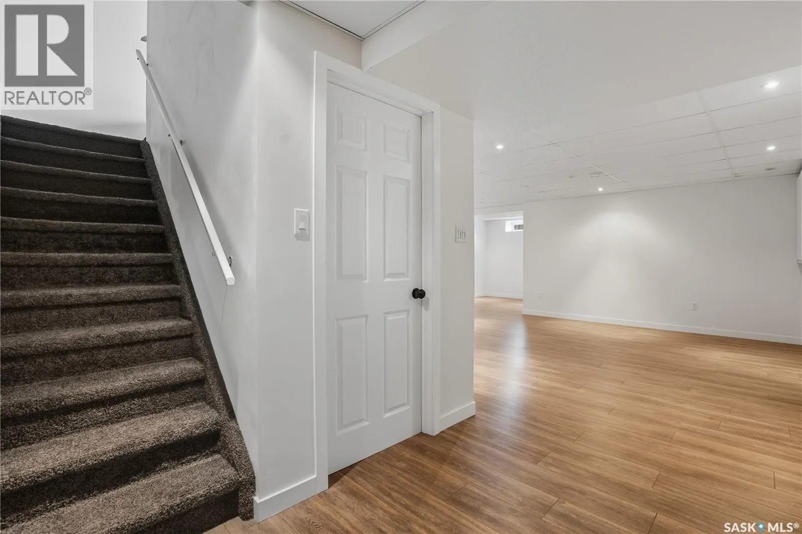 10338 Wascana ESTATES