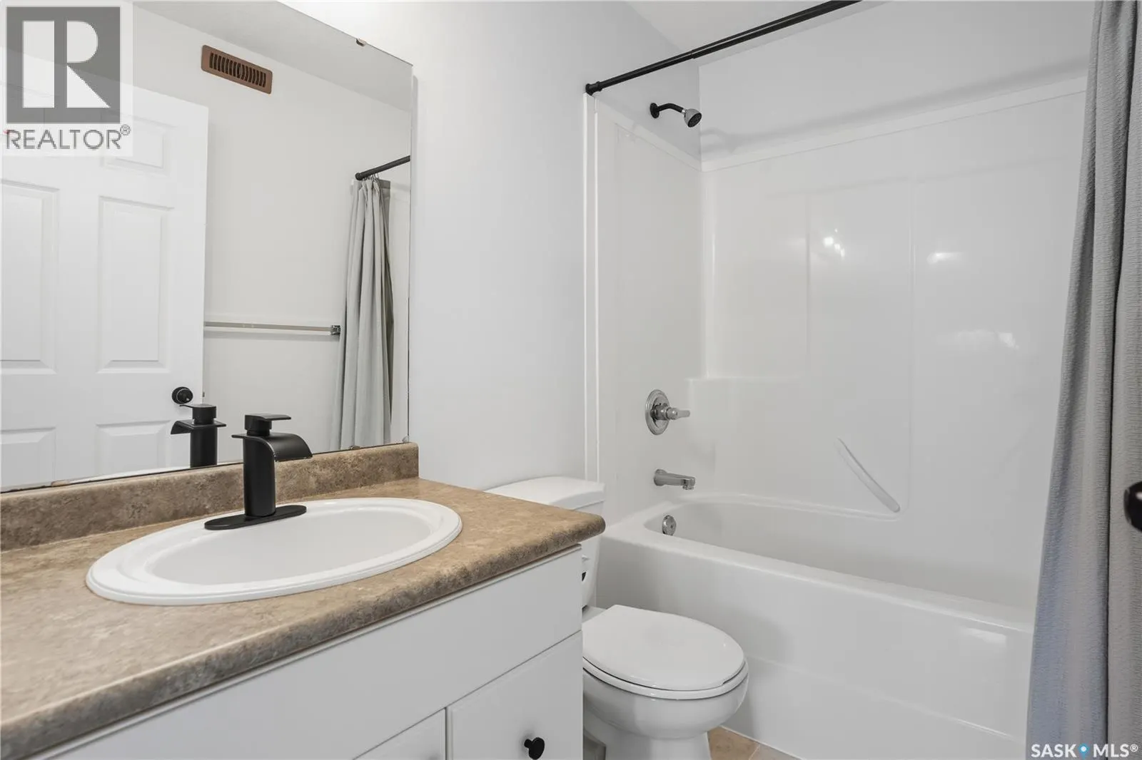 10338 Wascana ESTATES