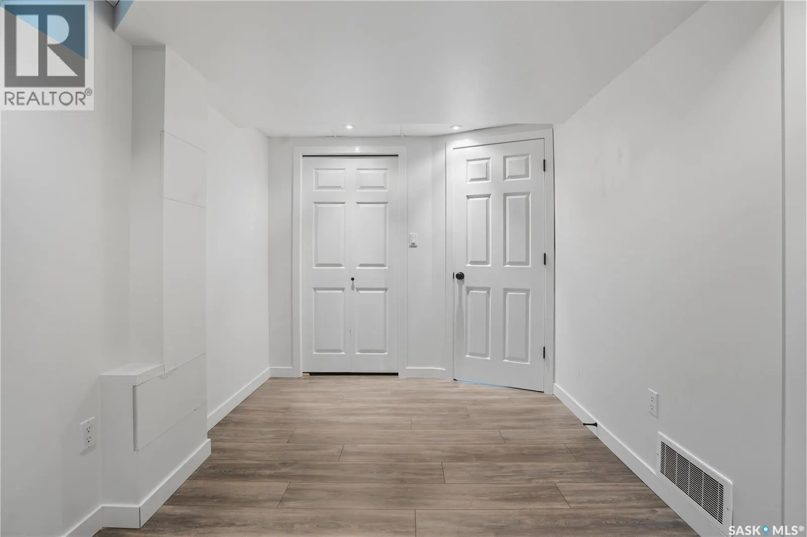 10338 Wascana ESTATES