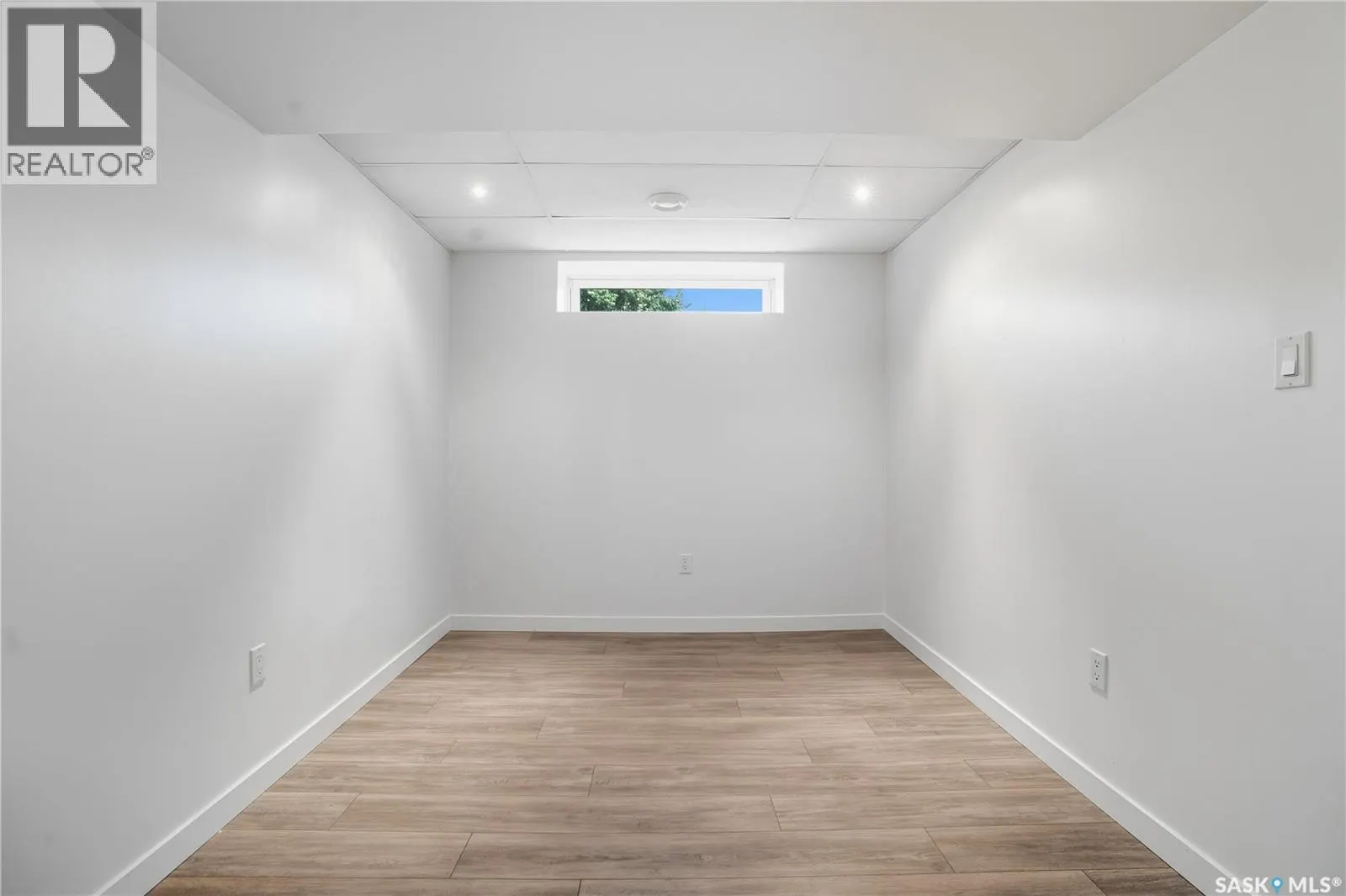 10338 Wascana ESTATES