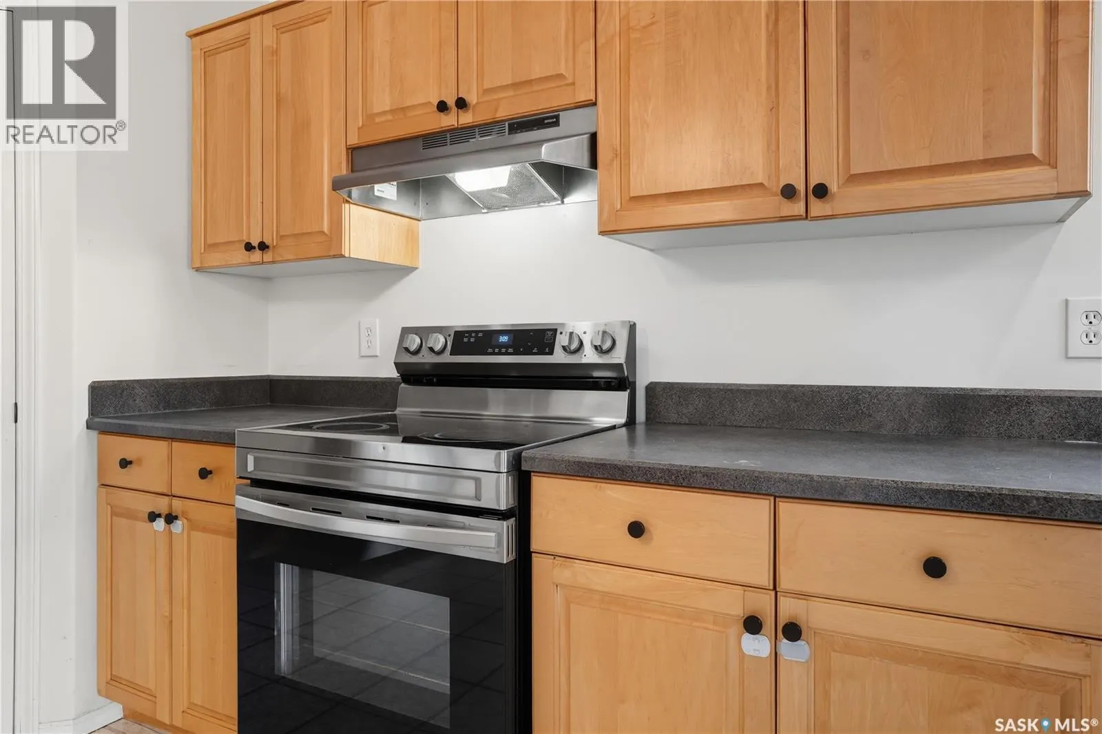 10338 Wascana ESTATES
