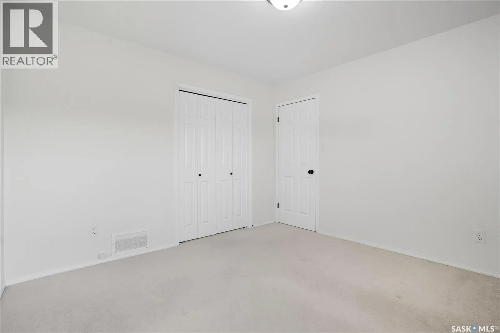 10338 Wascana ESTATES