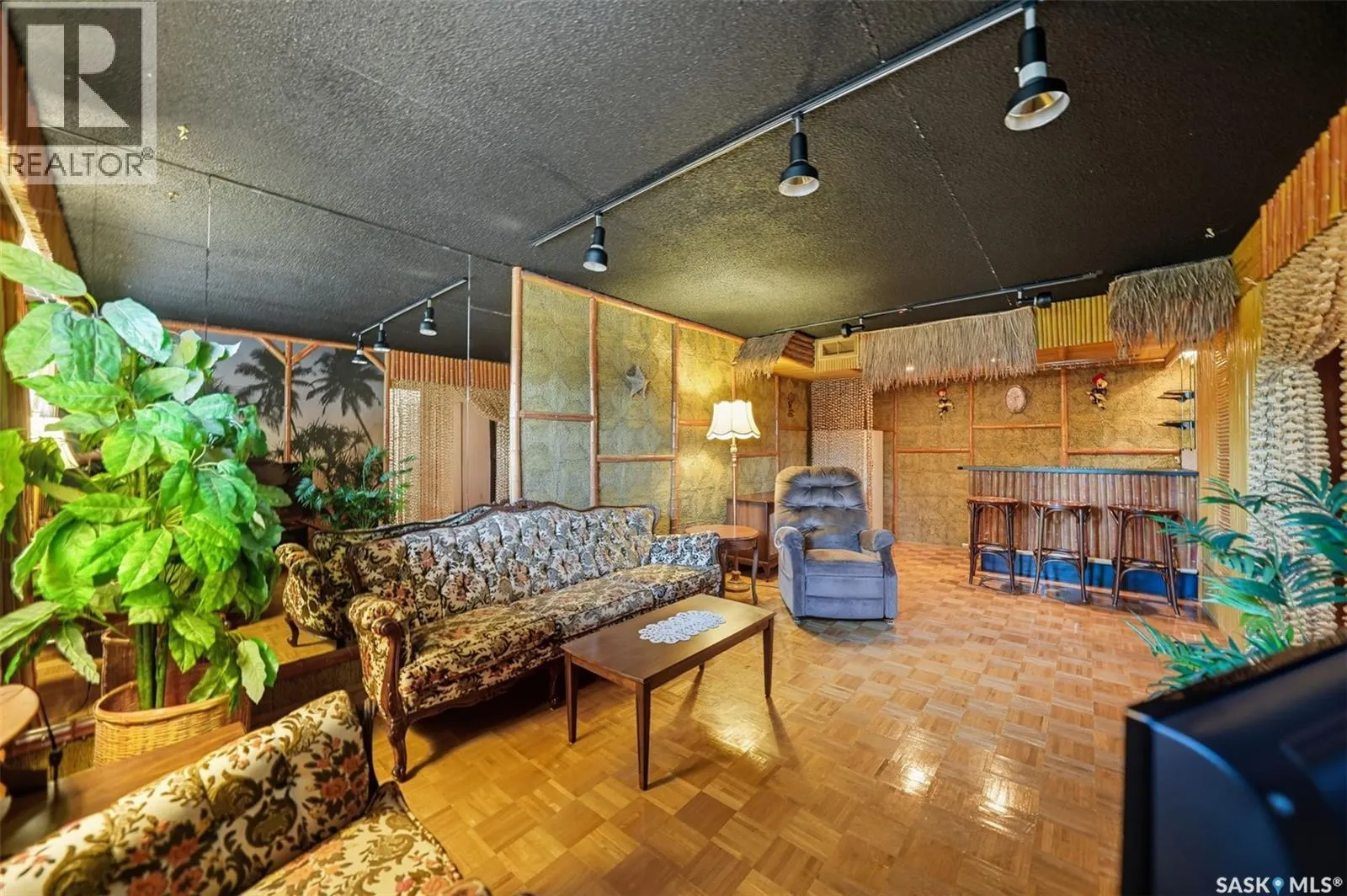 3810 Centennial DRIVE