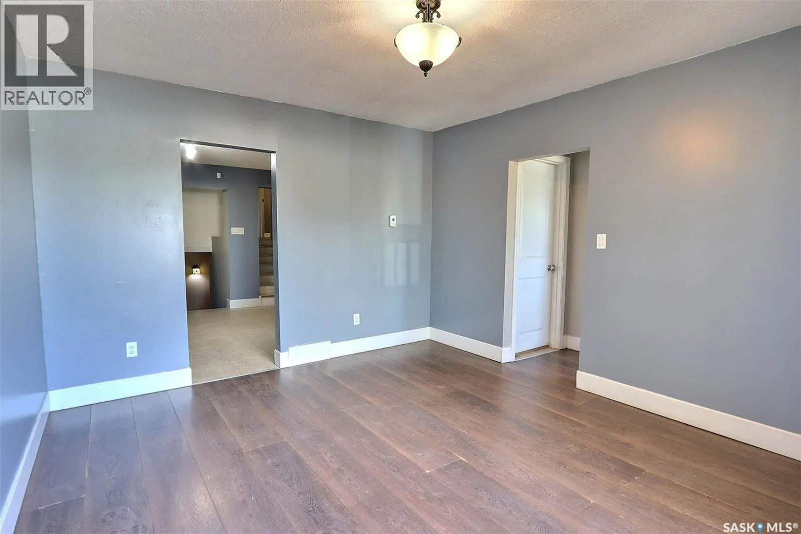 669 18th STREET W