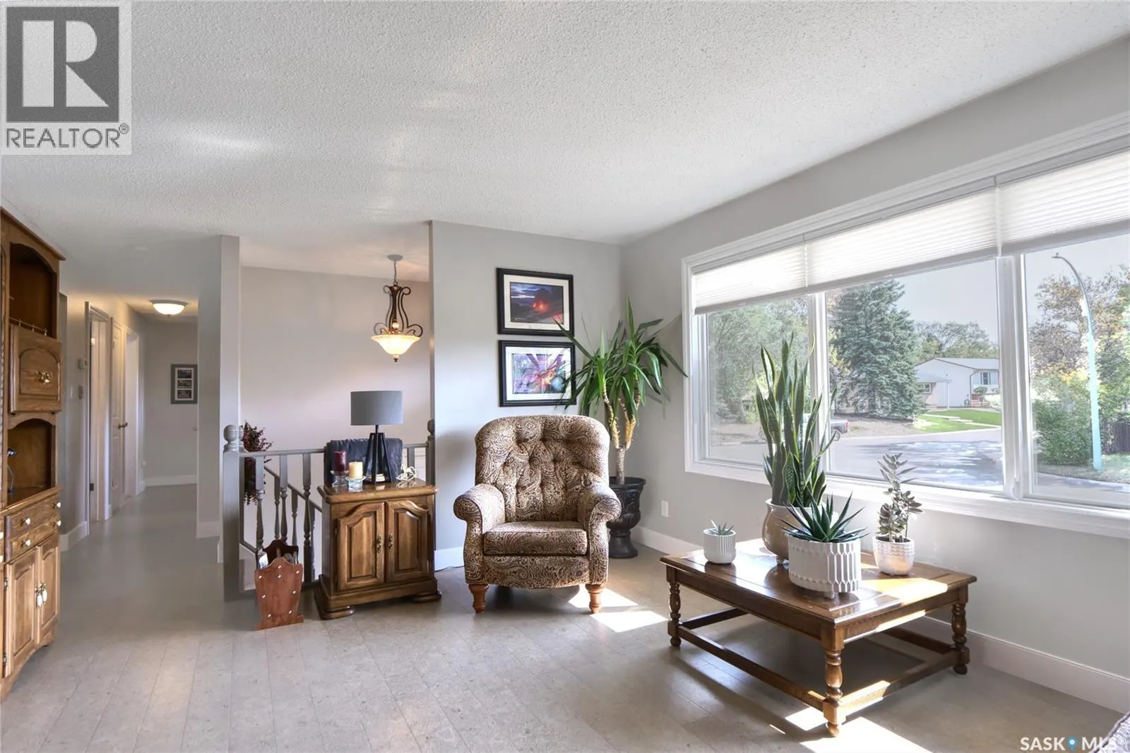 1435 Sioux CRESCENT SW