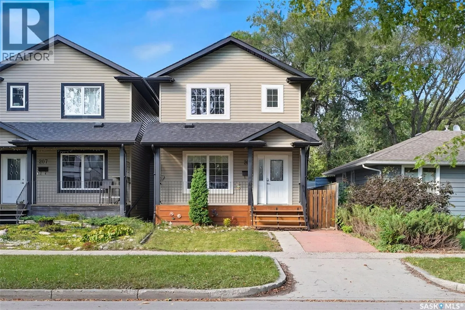 205 Taylor STREET W