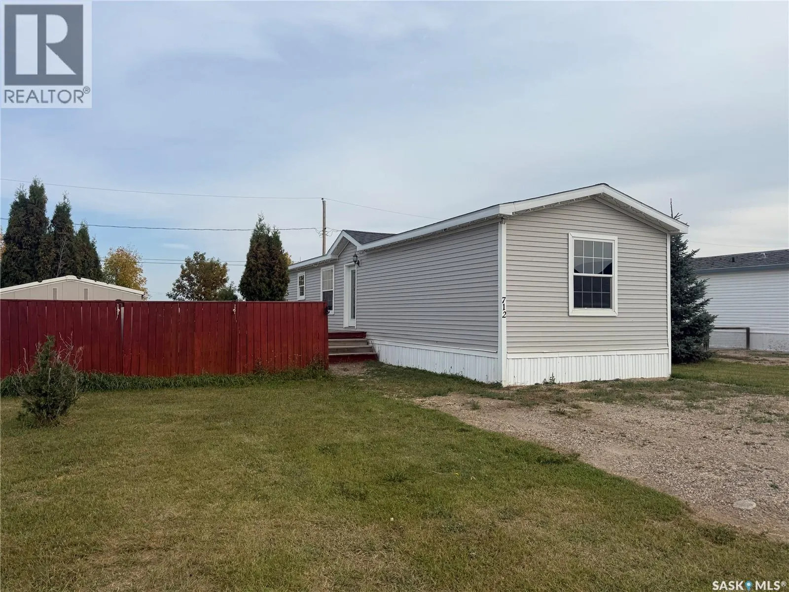 712 Prairie AVENUE