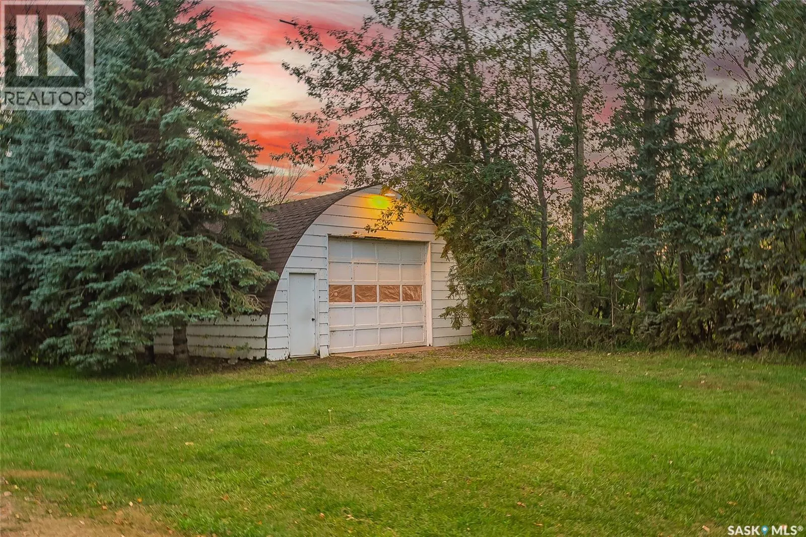 Gruenthal Road Retreat