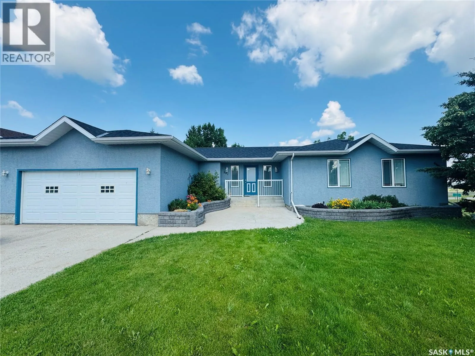 301 Turnbull AVENUE W