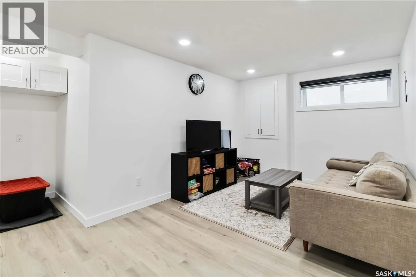 486 McFaull CRESCENT