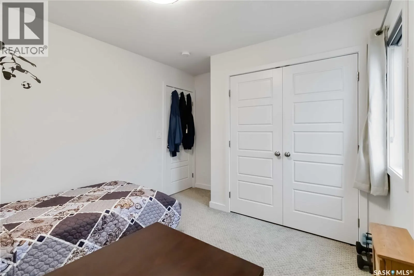 486 McFaull CRESCENT