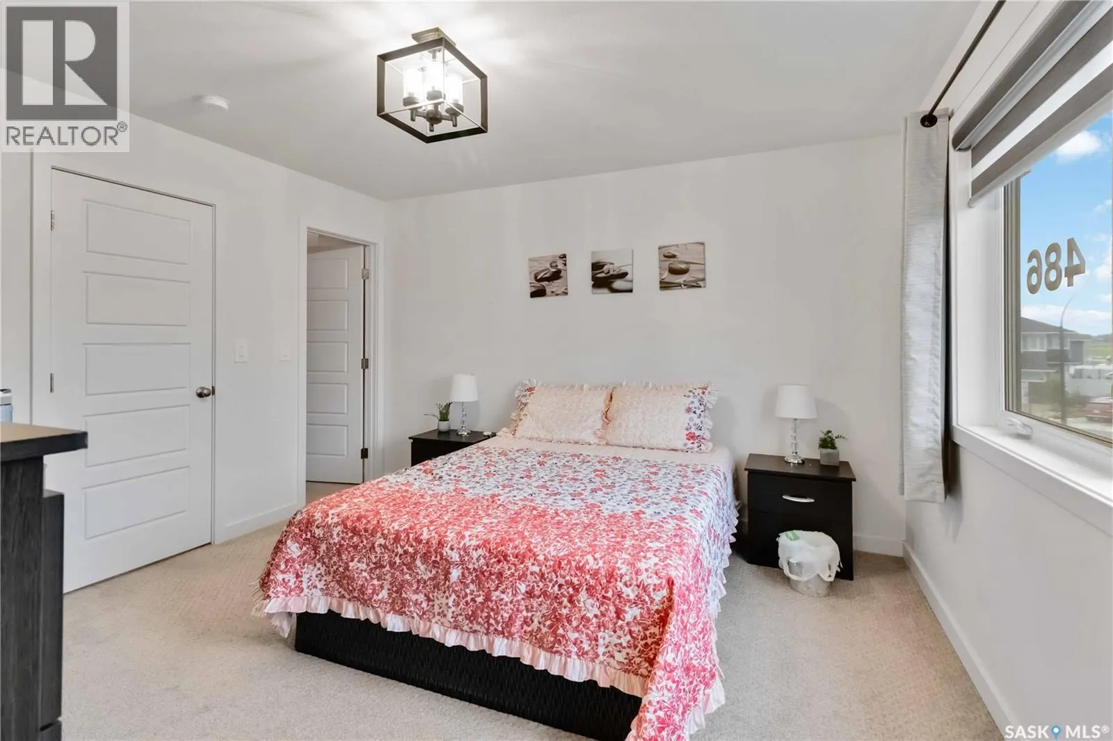 486 McFaull CRESCENT