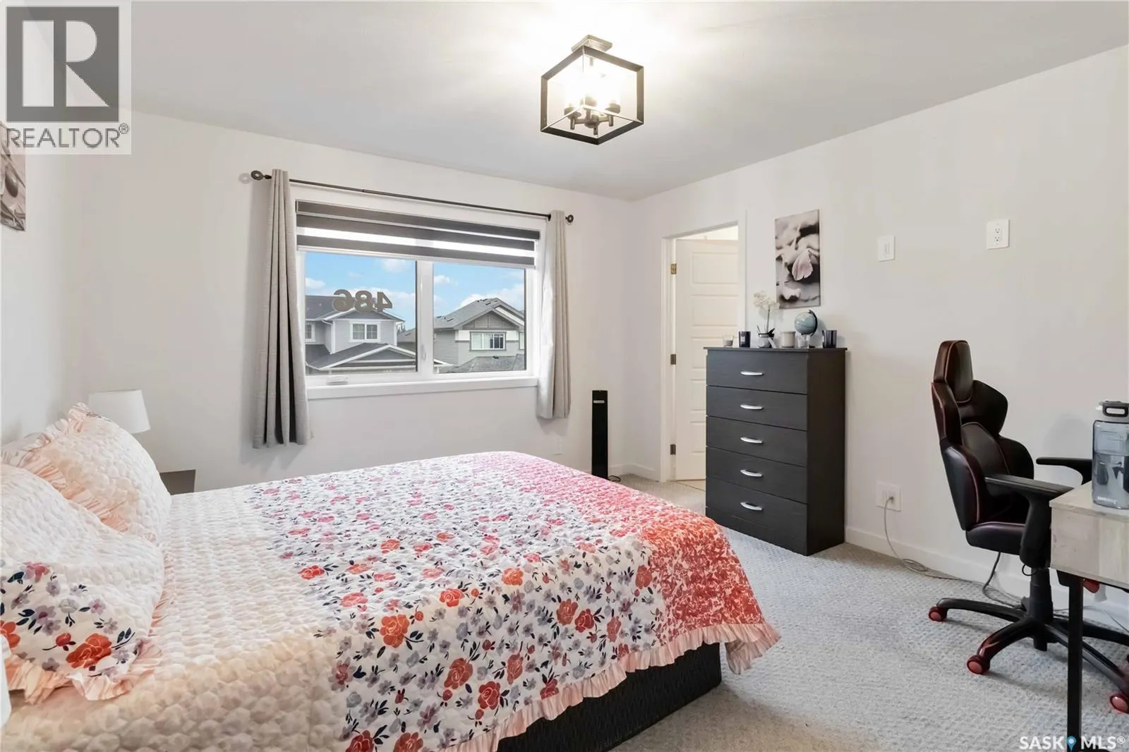 486 McFaull CRESCENT
