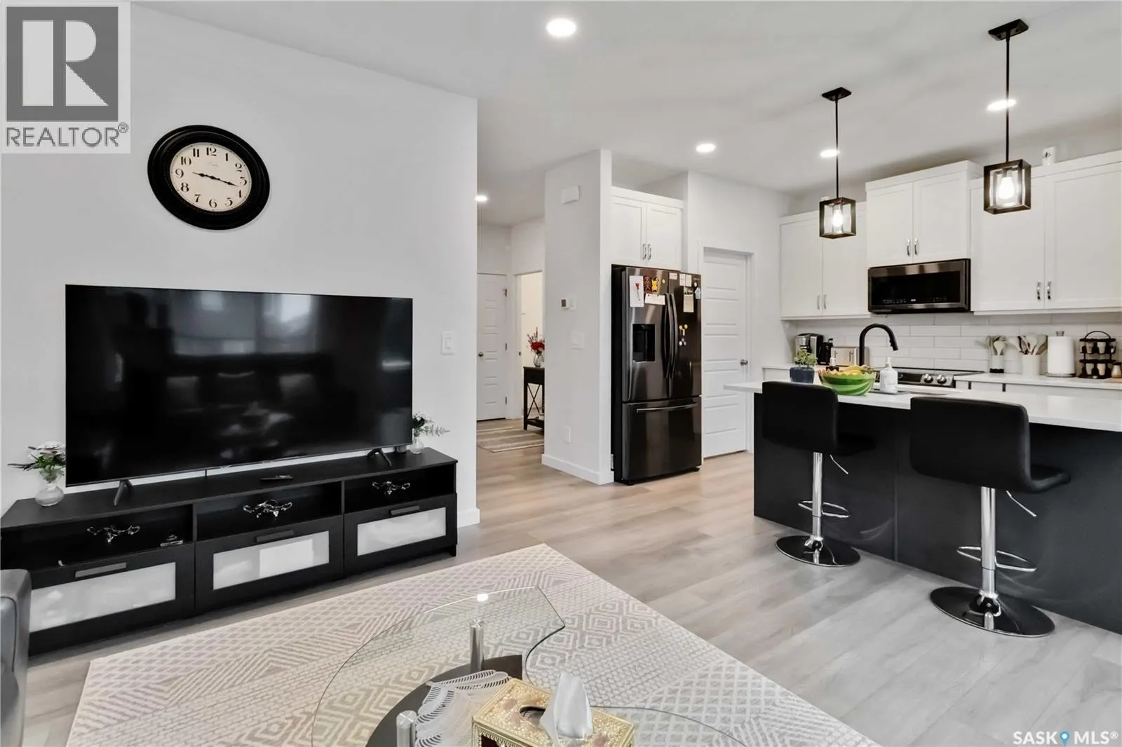 486 McFaull CRESCENT