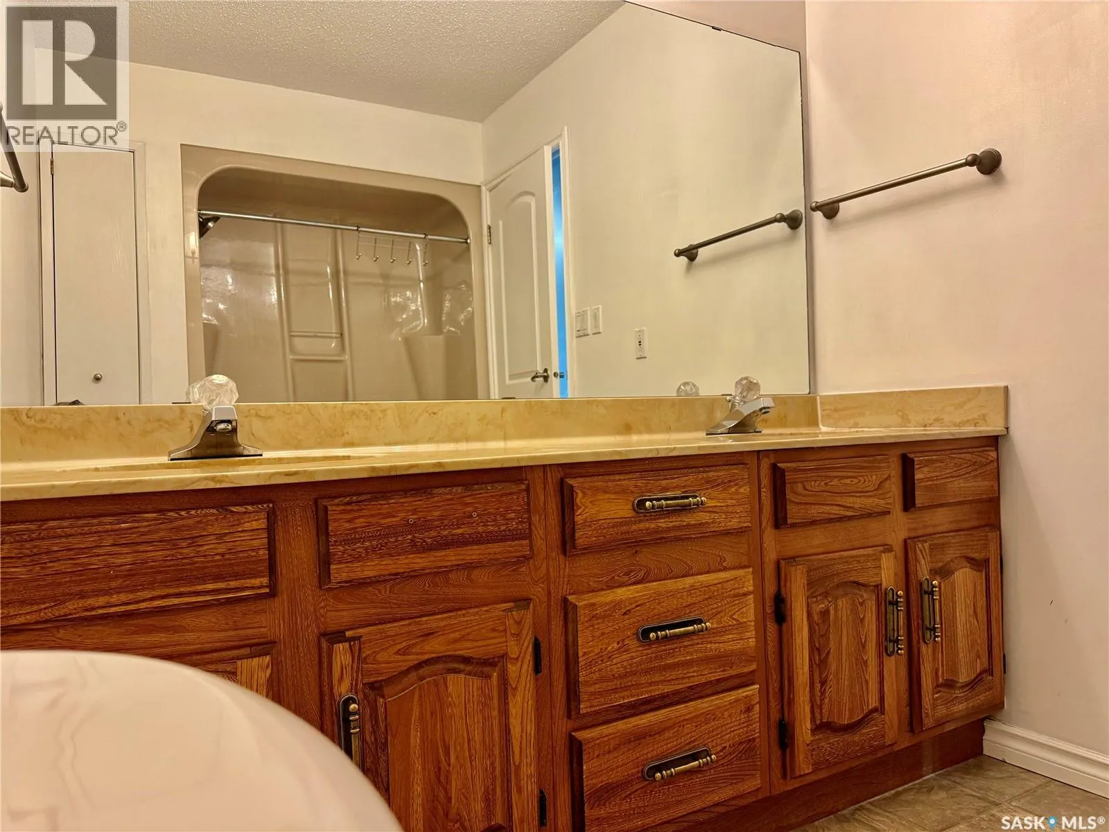 1107 16th STREET