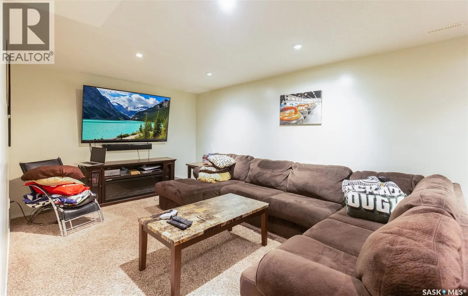 1443 Sioux CRESCENT SW