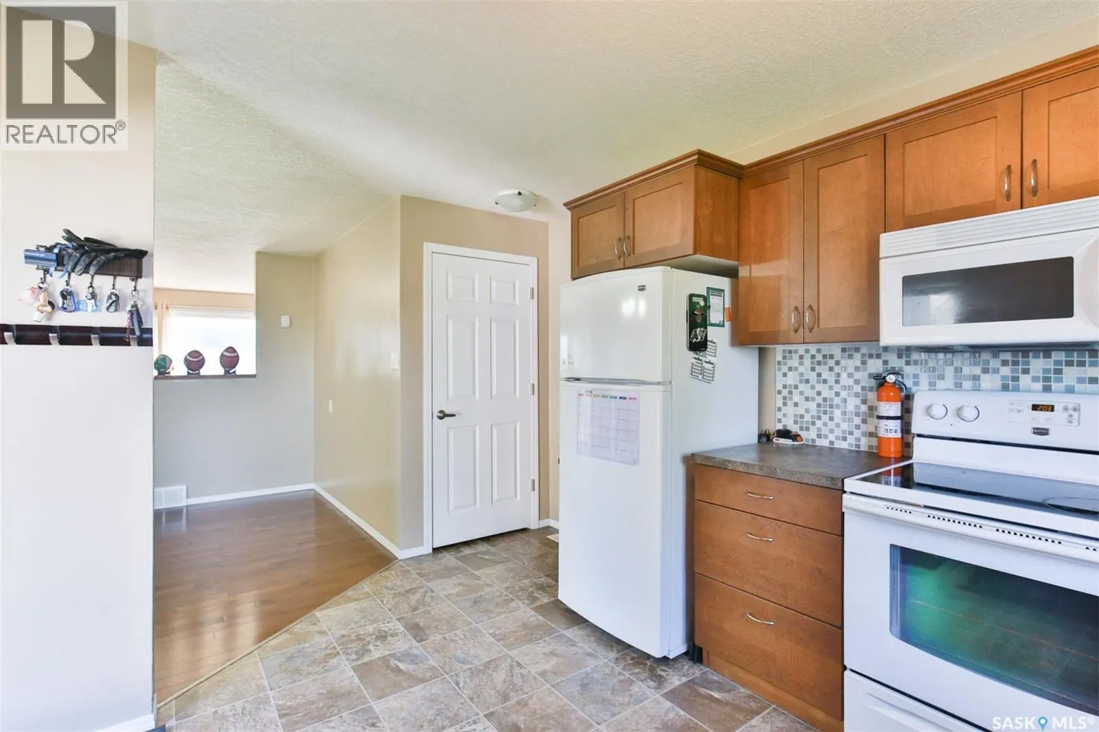 1443 Sioux CRESCENT SW