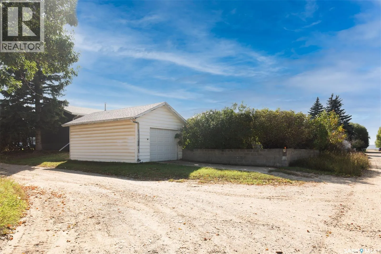 1443 Sioux CRESCENT SW