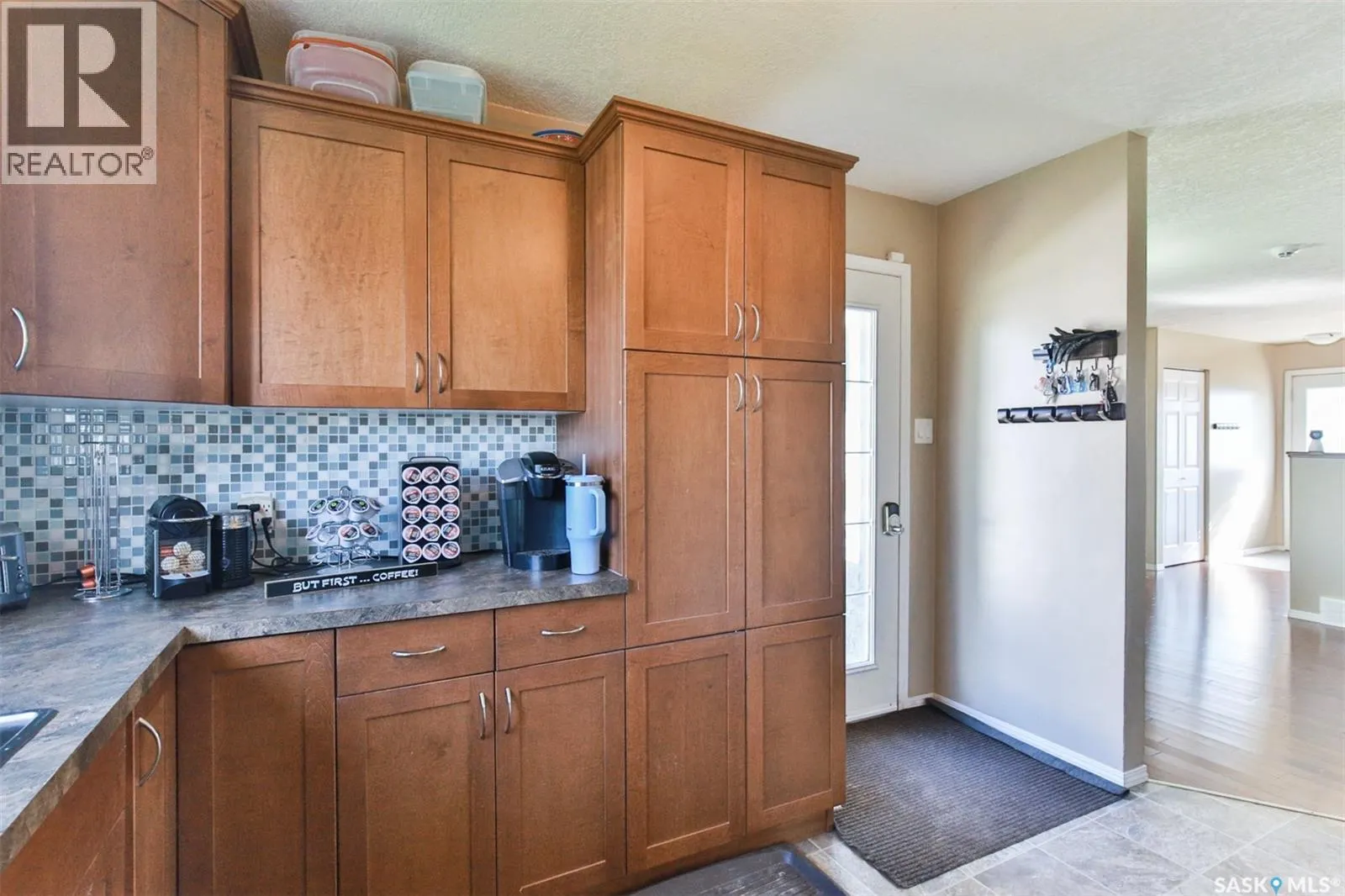 1443 Sioux CRESCENT SW