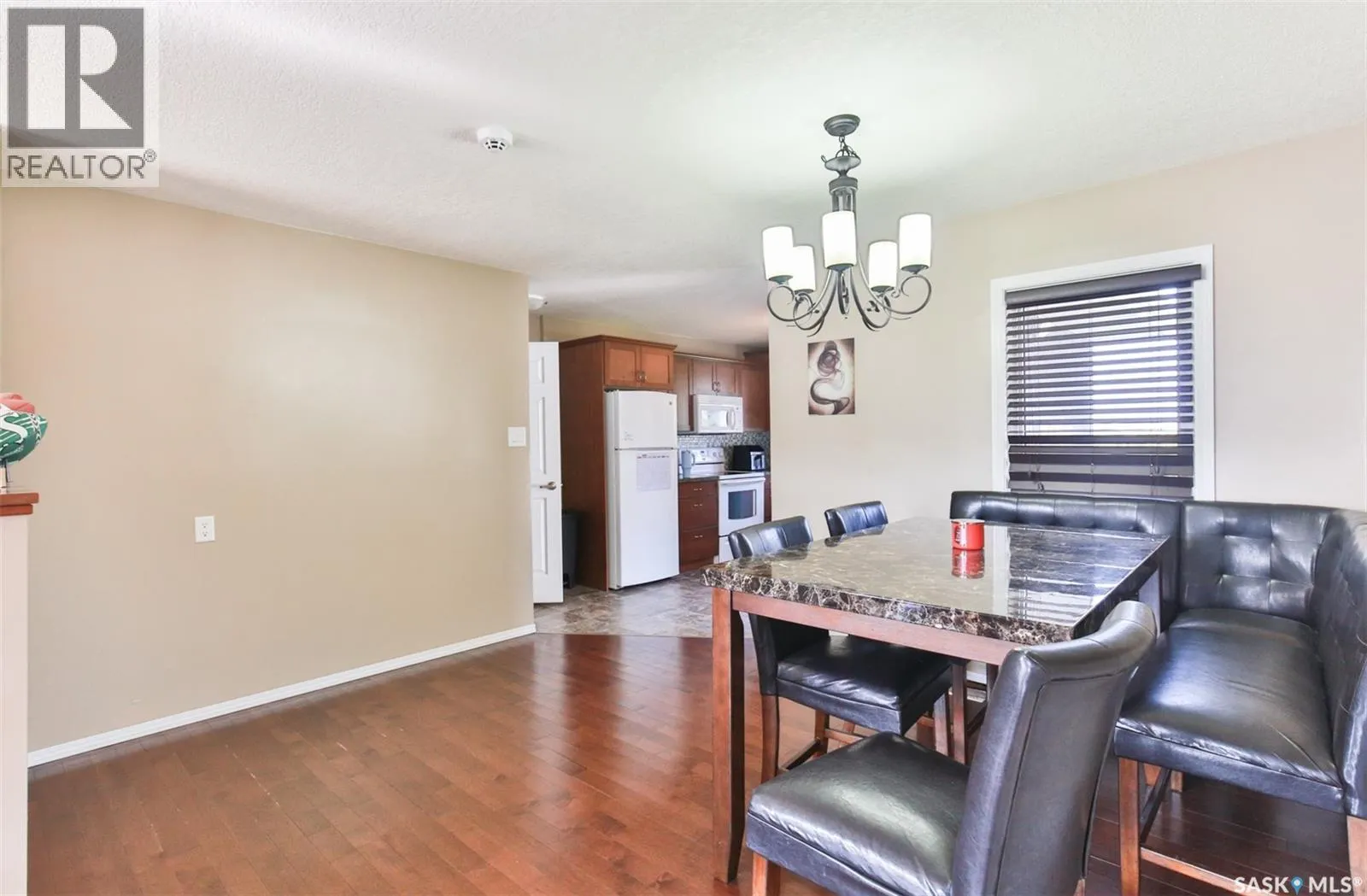 1443 Sioux CRESCENT SW
