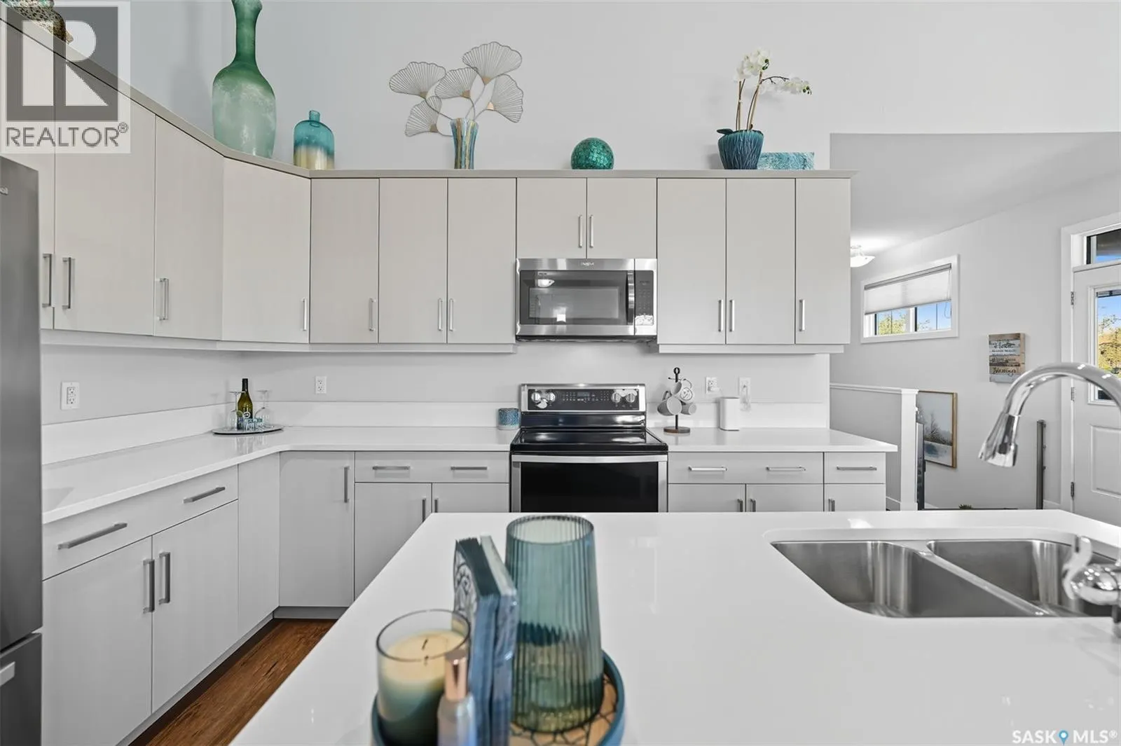 687 Secord BEND
