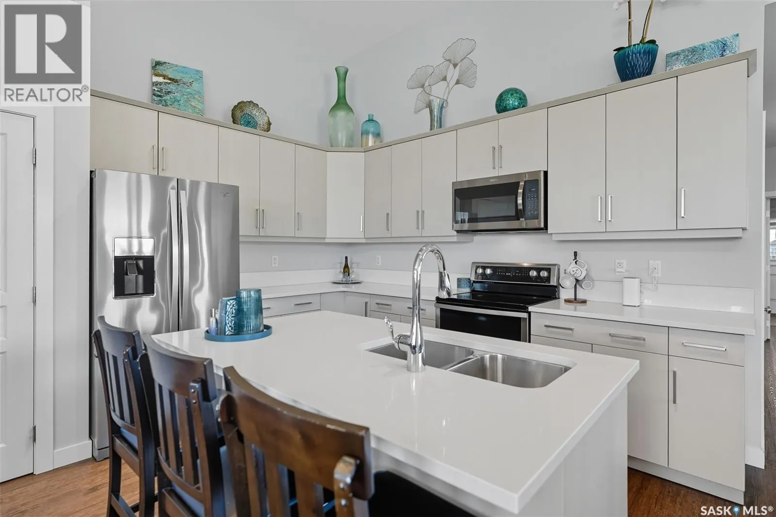 687 Secord BEND