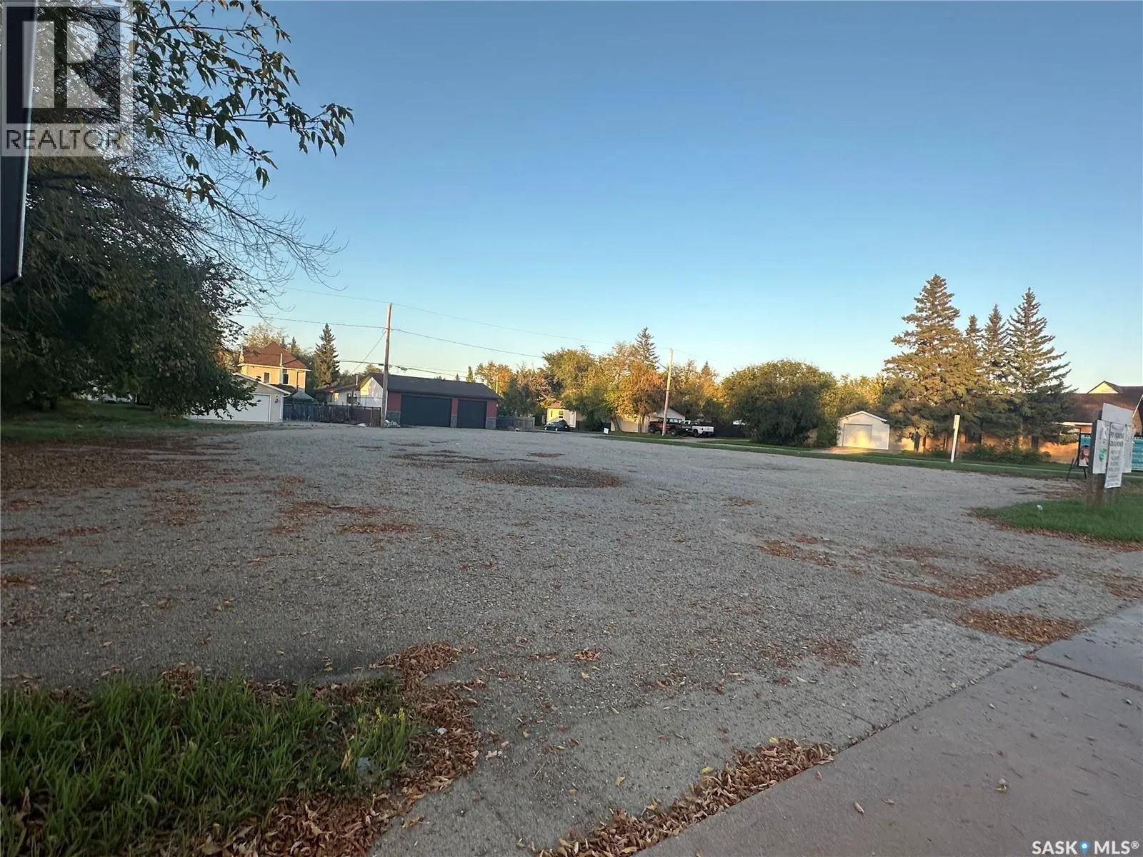 168 & 174 3rd AVENUE E