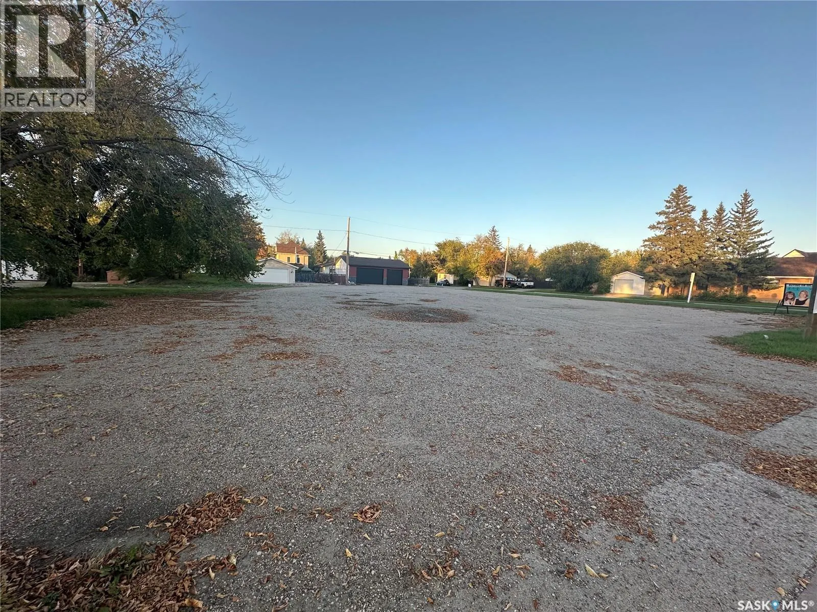 168 & 174 3rd AVENUE E