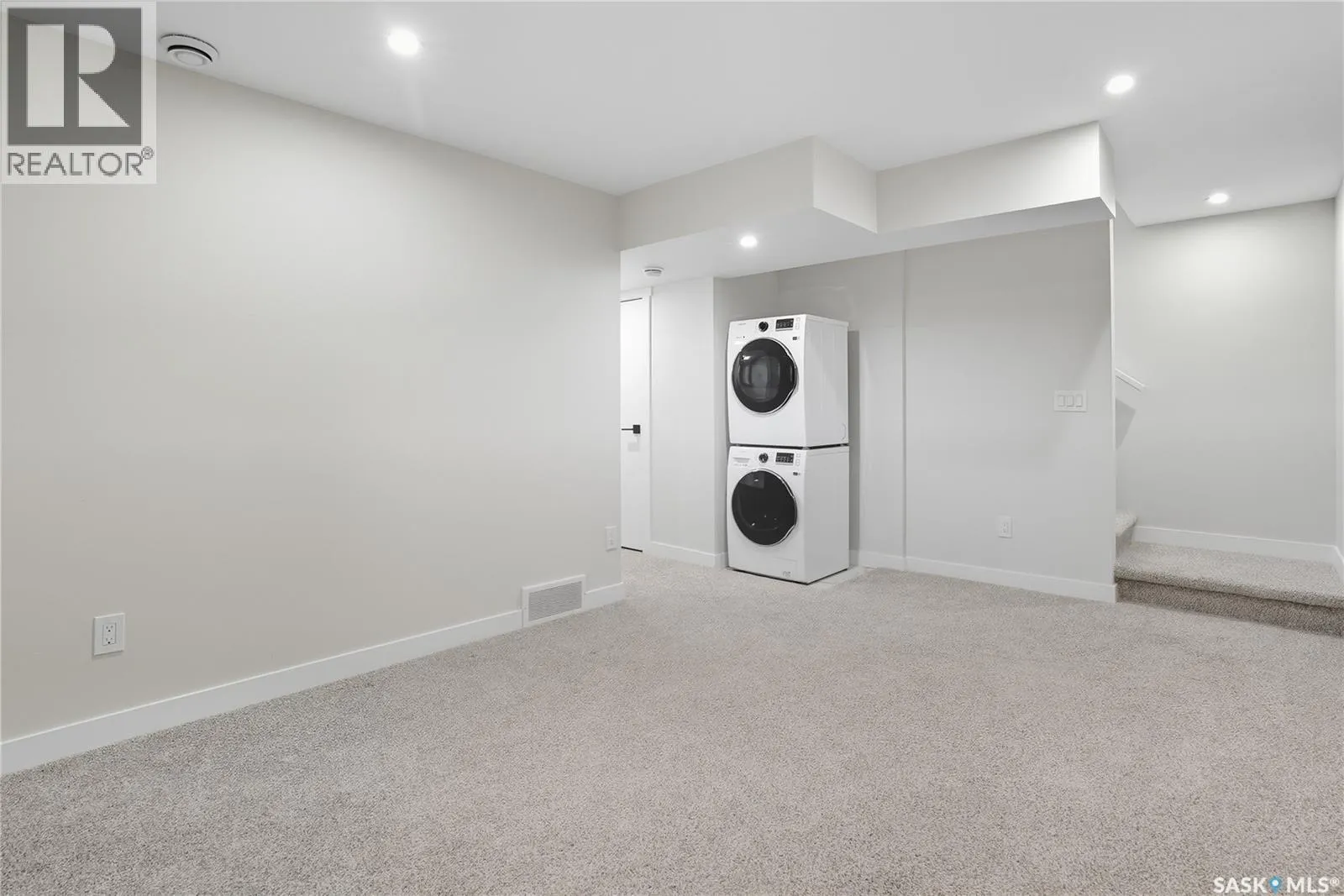 107 Westfield ROAD