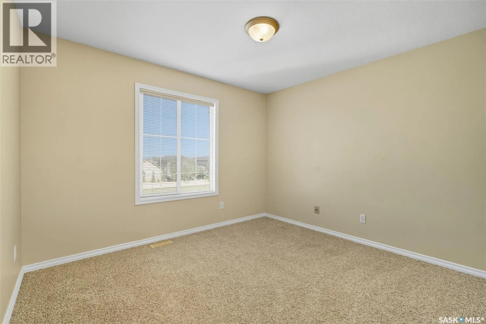 50 118 Pawlychenko LANE