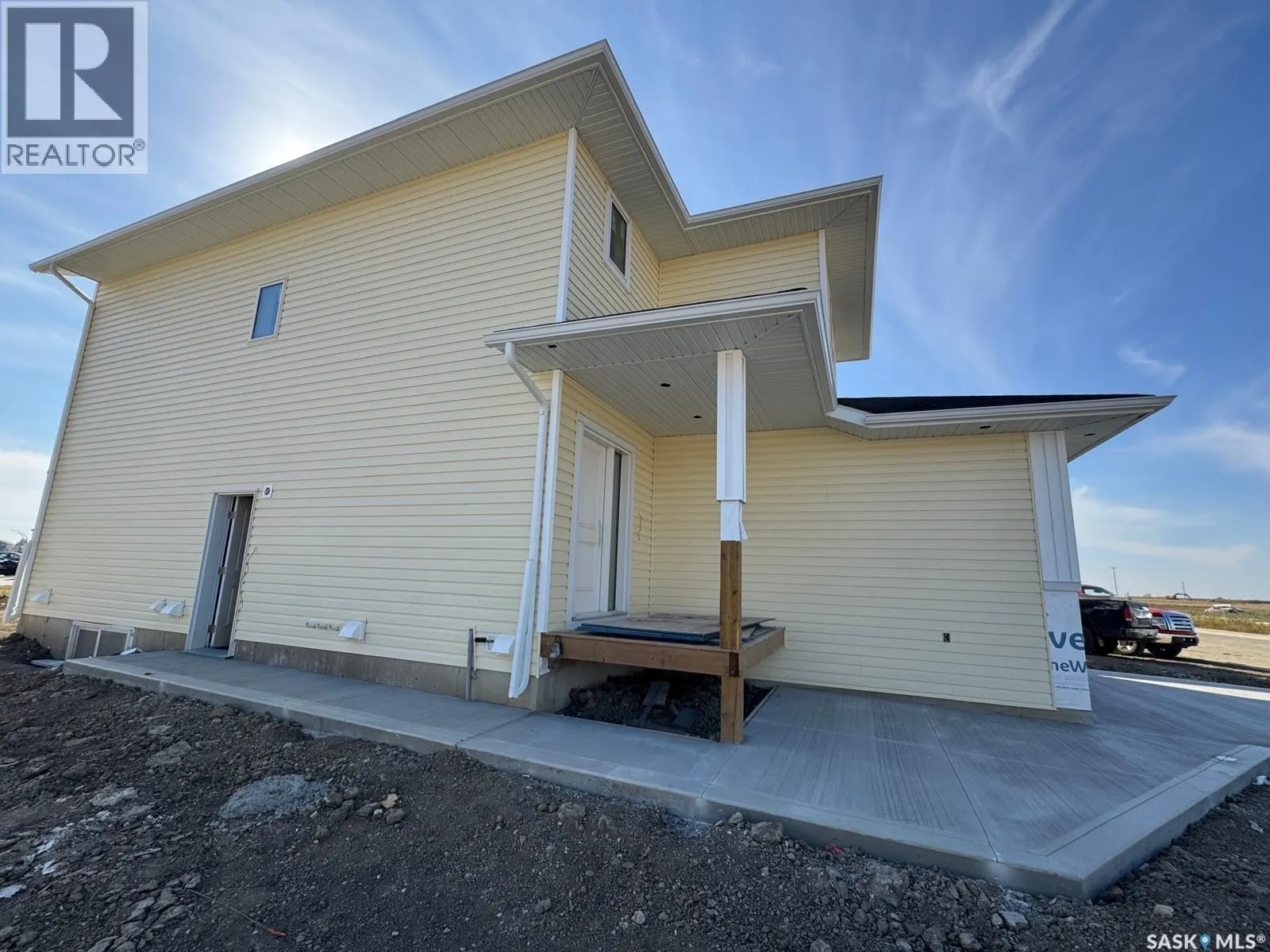 403 Stromberg CRESCENT
