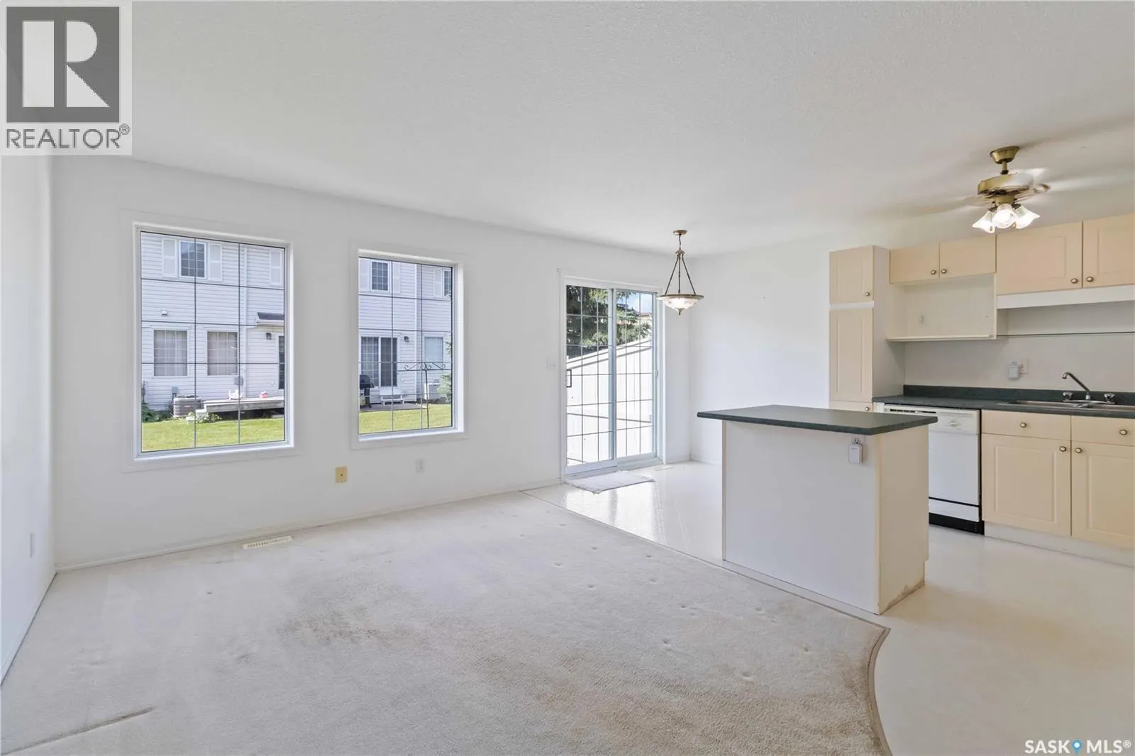 65 110 Keevil CRESCENT