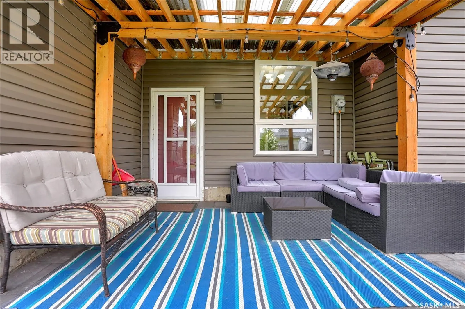 41 Edelweiss CRESCENT