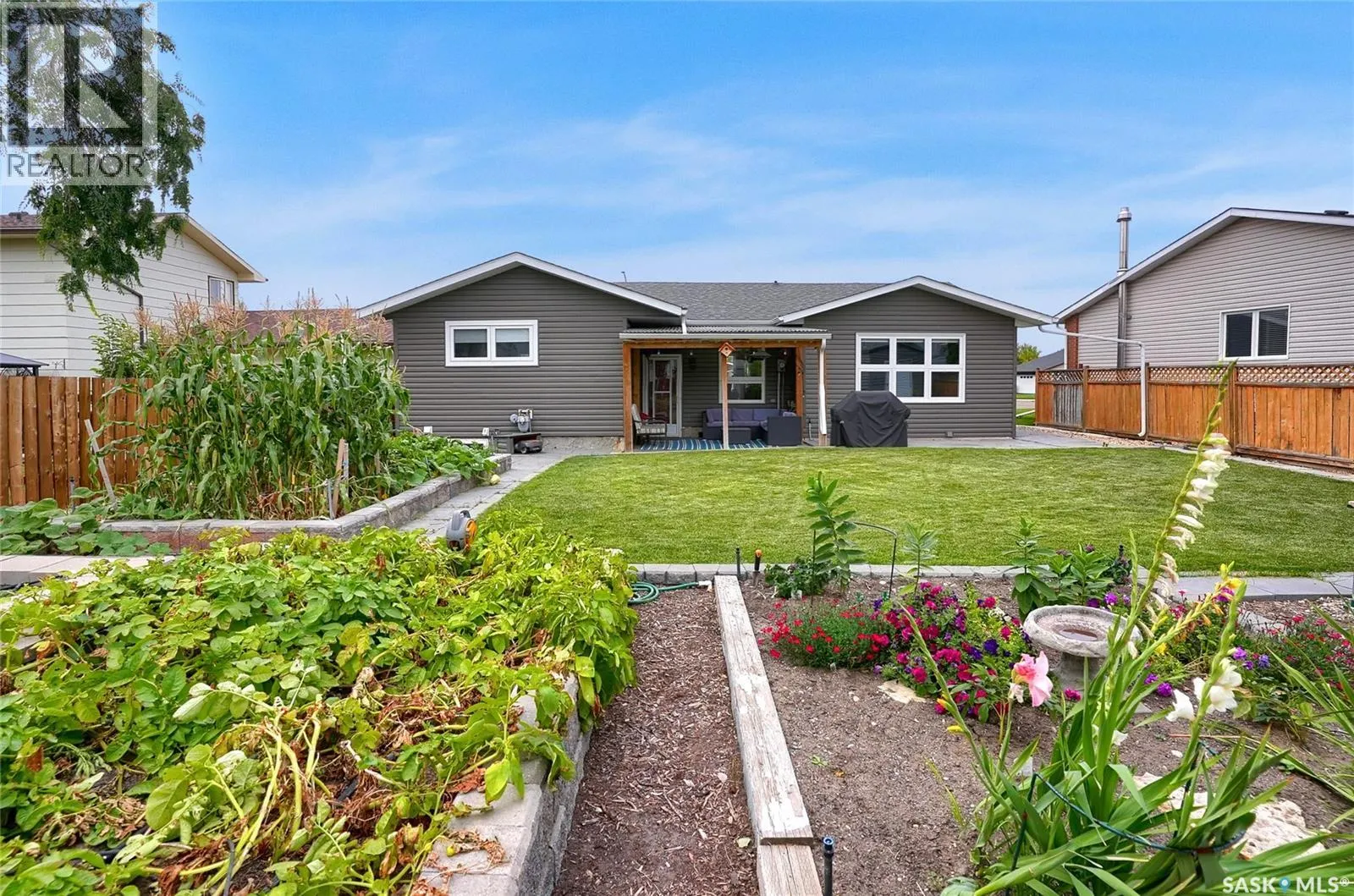 41 Edelweiss CRESCENT