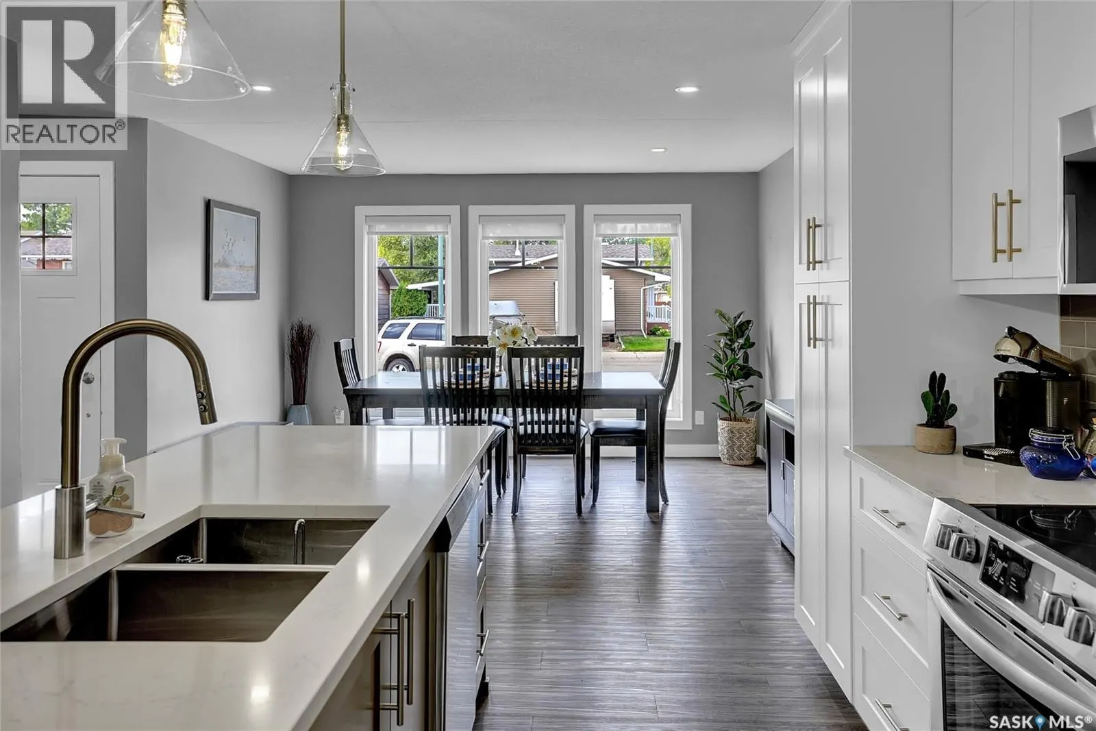 41 Edelweiss CRESCENT