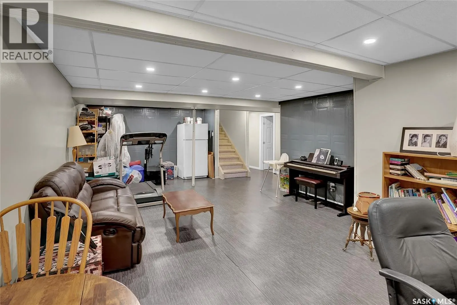 41 Edelweiss CRESCENT
