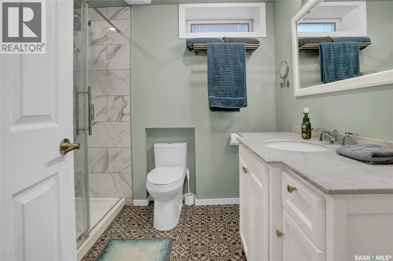 41 Edelweiss CRESCENT