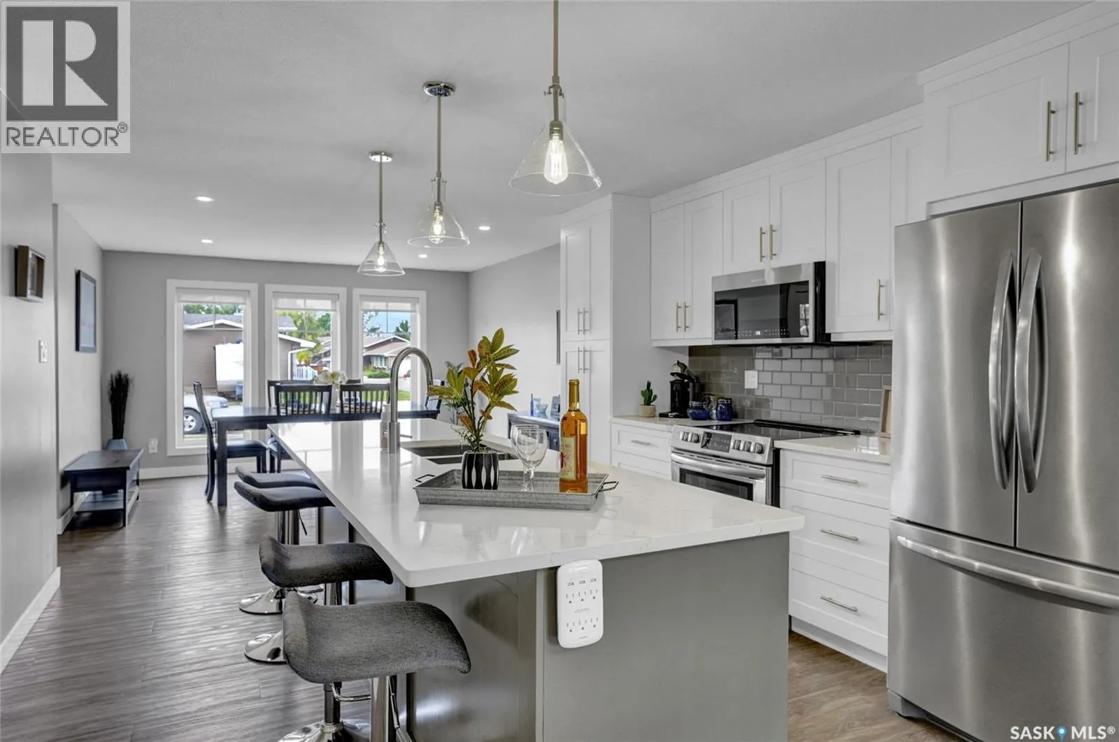 41 Edelweiss CRESCENT
