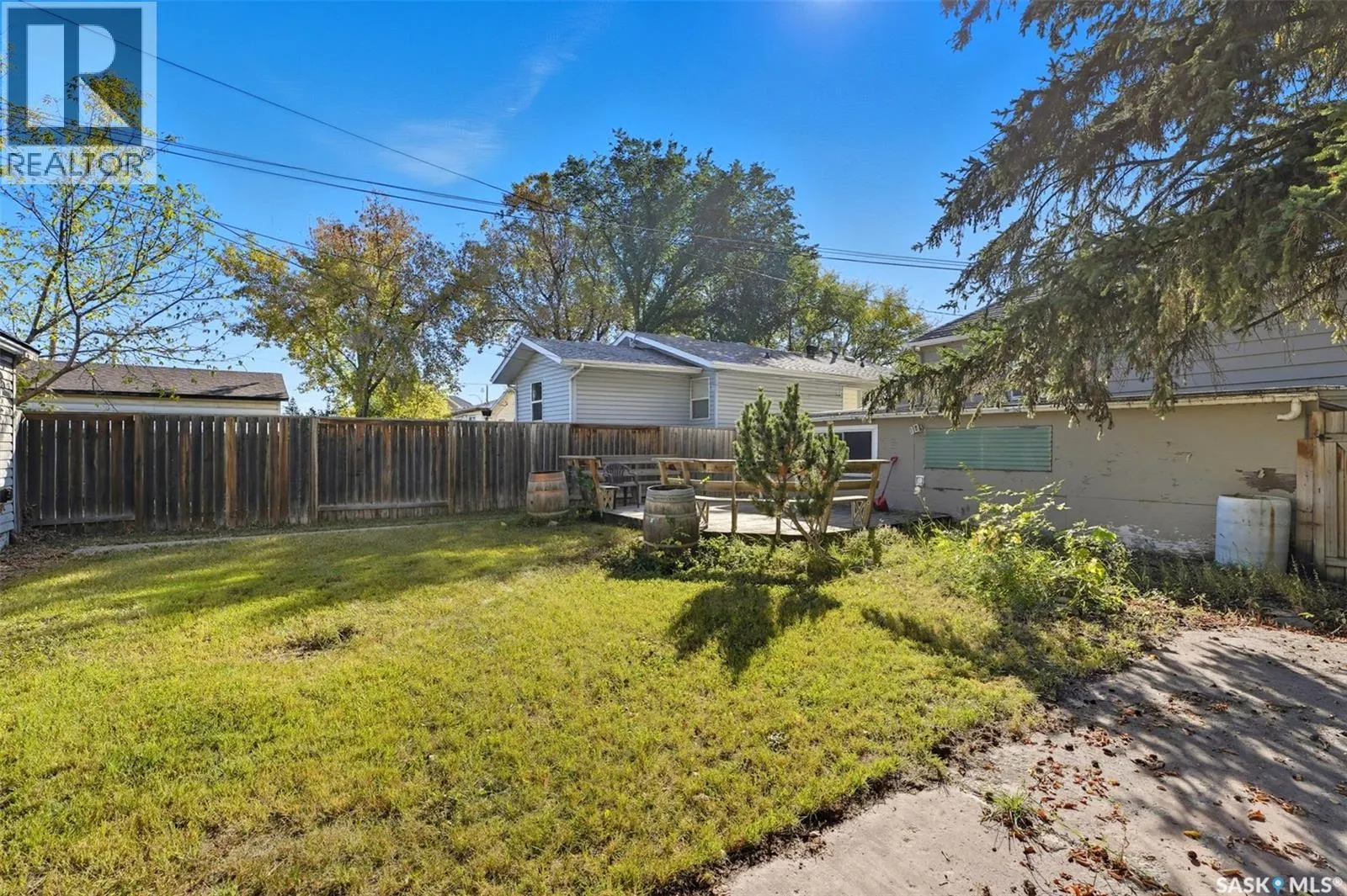517 Isabella STREET W