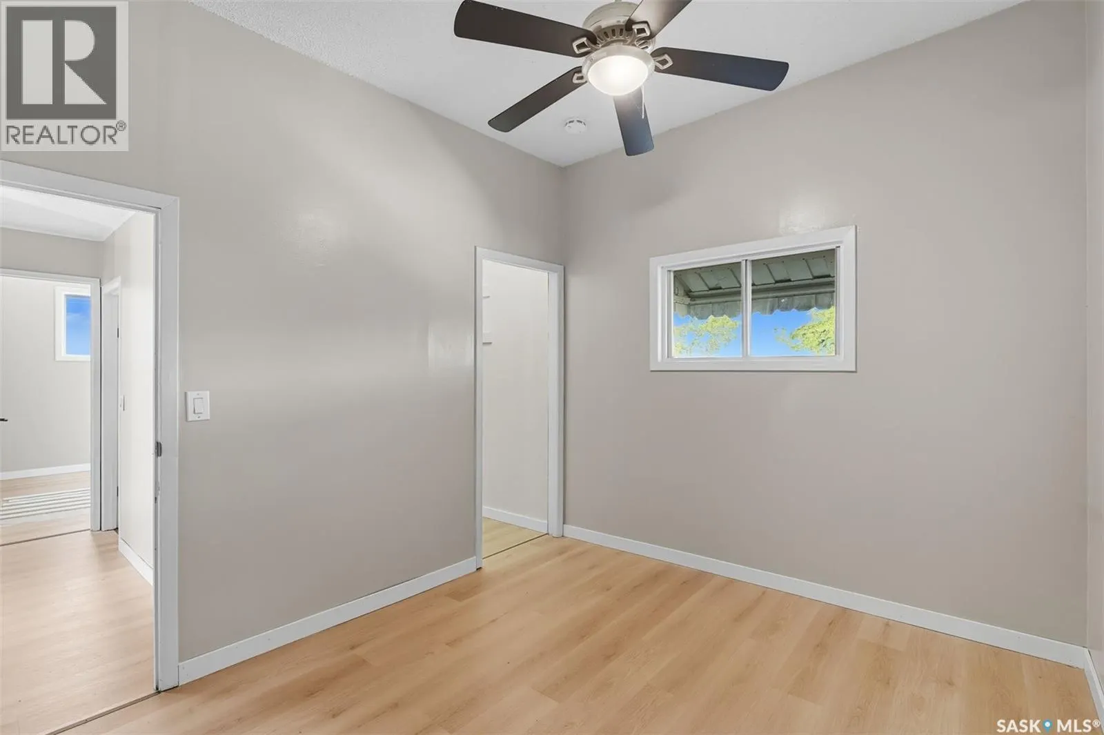 517 Isabella STREET W